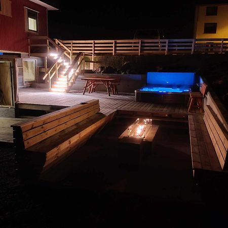 Appartement New Flat With Hot Tub - No3 à Oyndarfjordur Extérieur photo